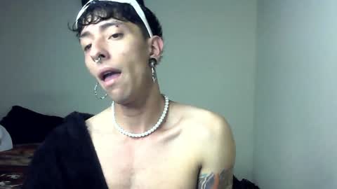 Snapshot of boy_fox_guys chatting on 01.09.25 Boy Astro online show from 01.09.25