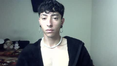 Snapshot of boy_fox_guys chatting on 01.15.25 Boy Astro online show from 01.15.25