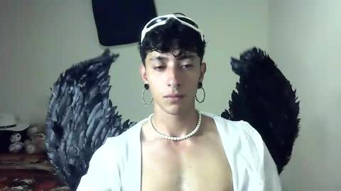 Snapshot of boy_fox_guys chatting on 01.21.25 Boy Astro online show from 01.21.25