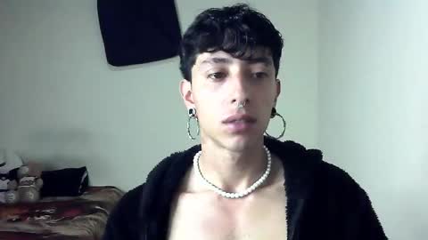 Snapshot of boy_fox_guys chatting on 01.26.25 Boy Astro online show from 01.26.25