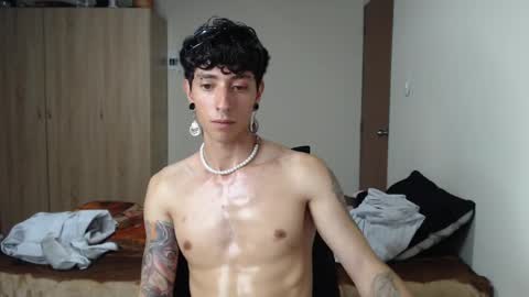 Snapshot of boy_fox_guys chatting on 02.21.25 Boy Astro online show from 02.21.25