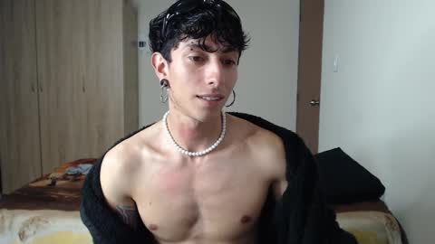 Snapshot of boy_fox_guys chatting on 02.25.25 Boy Astro online show from 02.25.25