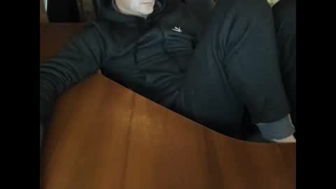 Snapshot of boyapollon chatting on 11.13.25 BoyApollon online show from 11.13.25