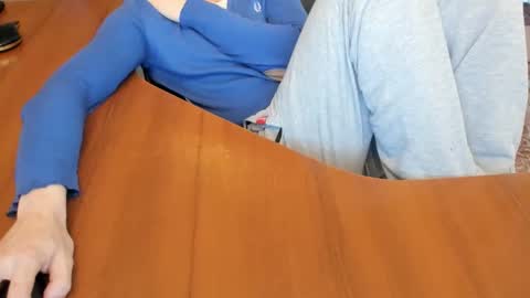 Snapshot of boyapollon chatting on 11.28.25 BoyApollon online show from 11.28.25