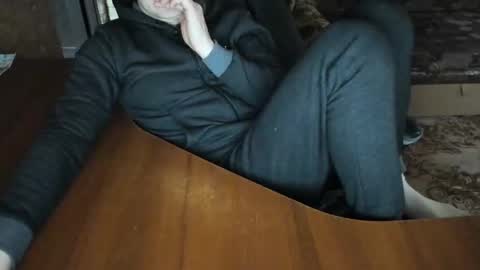 Snapshot of boyapollon chatting on 12.05.25 BoyApollon online show from 12.05.25