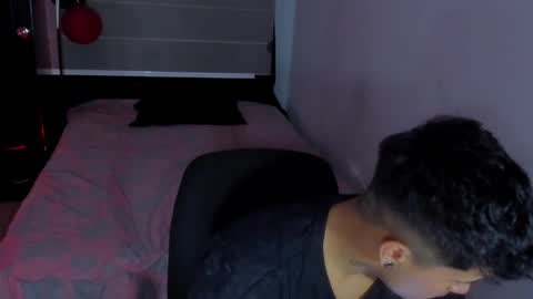 Snapshot of boylatin_777 chatting on 01.15.25 miguel online show from 01.15.25