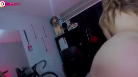 Snapshot of boylatin_777 chatting on 03.09.25 miguel online show from 03.09.25