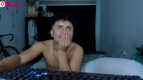 Snapshot of boylatin_777 chatting on 03.12.25 miguel online show from 03.12.25