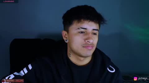 Snapshot of boylatin_777 chatting on 11.07.25 miguel online show from 11.07.25