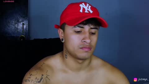 Snapshot of boylatin_777 chatting on 11.08.25 miguel online show from 11.08.25