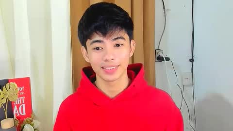 Snapshot of boynextdoor4ux chatting on 12.20.25 HI IM JAMES DONT FORGET GIVE ME THUMBS UP AND JOIN TO MY FANCLUB online show from 12.20.25