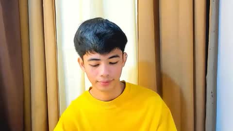 Snapshot of boynextdoor4ux chatting on 01.15.26 HI IM JAMES DONT FORGET GIVE ME THUMBS UP AND JOIN TO MY FANCLUB online show from 01.15.26