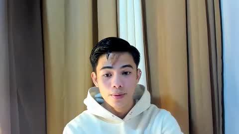 Snapshot of boynextdoor4ux chatting on 03.04.26 HI IM JAMES DONT FORGET GIVE ME THUMBS UP AND JOIN TO MY FANCLUB online show from 03.04.26