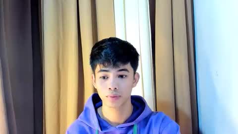 Snapshot of boynextdoor4ux chatting on 03.10.26 HI IM JAMES DONT FORGET GIVE ME THUMBS UP AND JOIN TO MY FANCLUB online show from 03.10.26