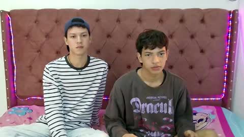 ALEX - TAYLER  -MIKE online show from 12.16.24