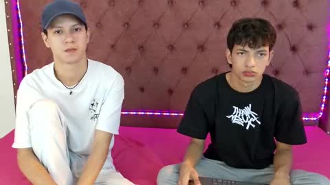 ALEX - TAYLER  -MIKE online show from 12.18.24