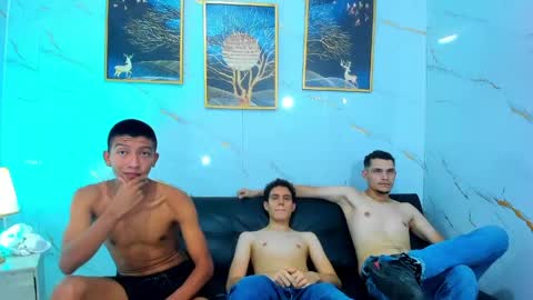 boys_twink69 online show from 05.01.26