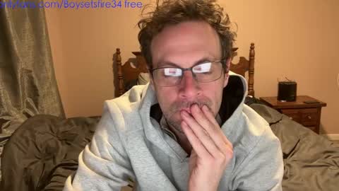 Snapshot of boysetsfire34 chatting on 02.20.25 boysetsfire34 online show from 02.20.25