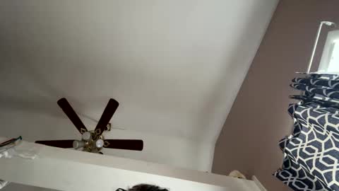 Snapshot of boysetsfire34 chatting on 02.28.25 boysetsfire34 online show from 02.28.25