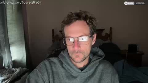 Snapshot of boysetsfire34 chatting on 11.24.25 boysetsfire34 online show from 11.24.25