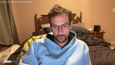 Snapshot of boysetsfire34 chatting on 12.13.25 boysetsfire34 online show from 12.13.25