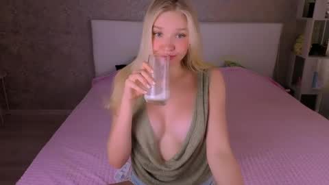 BoysLoveBlondee online show from 05.22.26