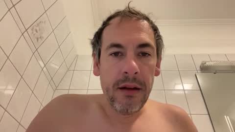 Snapshot of boyslut8 chatting on 10.10.25 boytoyhh online show from 10.10.25