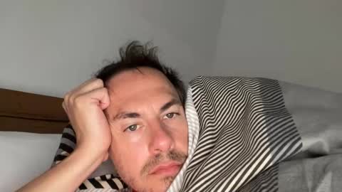 Snapshot of boyslut8 chatting on 03.15.26 boytoyhh online show from 03.15.26