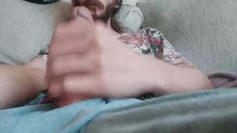 Snapshot of boyyumm chatting on 10.21.25 boyyumm online show from 10.21.25