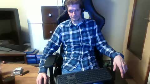 bponie1 online show from 12.22.24