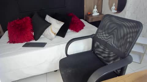 Snapshot of brad1_ chatting on 12.06.24 instagramBrad mayers1twittermayersbrad online show from 12.06.24