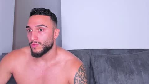 Snapshot of brad1_ chatting on 09.25.25 instagramBrad mayers1twittermayersbrad online show from 09.25.25