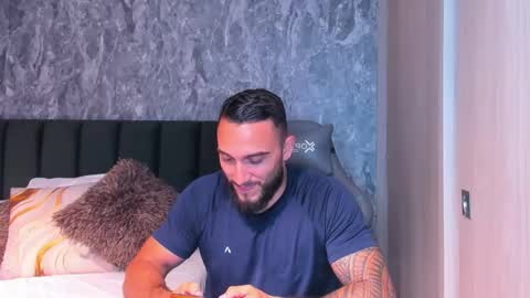 Snapshot of brad1_ chatting on 11.26.25 instagramBrad mayers1twittermayersbrad online show from 11.26.25