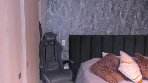 Snapshot of brad1_ chatting on 12.15.25 instagramBrad mayers1twittermayersbrad online show from 12.15.25