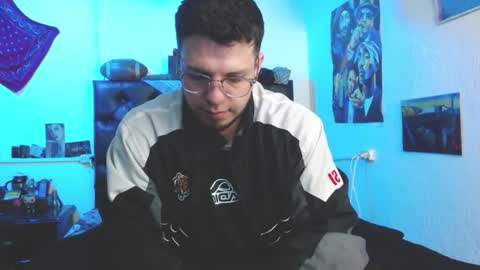 brad hot boy online show from 09.25.25