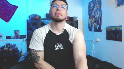 brad hot boy online show from 09.25.25