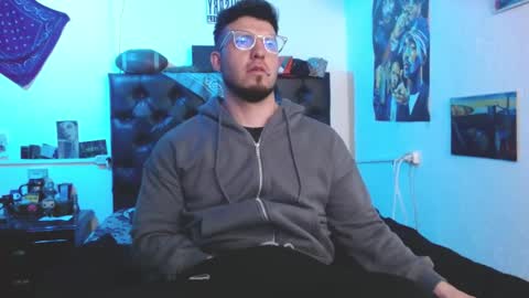 brad hot boy online show from 03.17.26