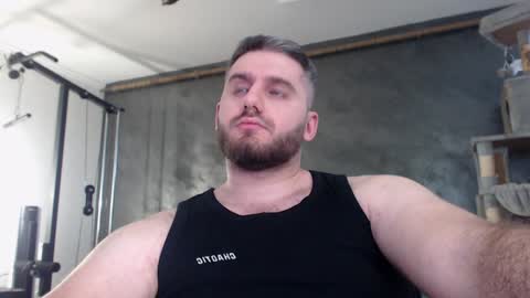 Snapshot of brad_pittfall chatting on 12.05.24 ask me online show from 12.05.24