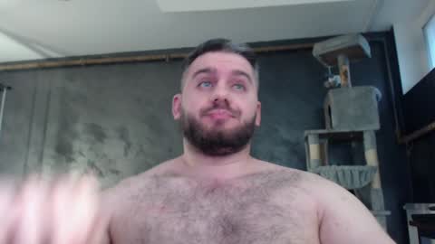 Snapshot of brad_pittfall chatting on 12.07.24 ask me online show from 12.07.24