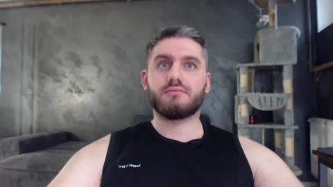 Snapshot of brad_pittfall chatting on 12.10.24 ask me online show from 12.10.24