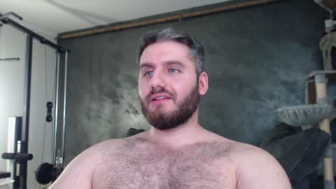 Snapshot of brad_pittfall chatting on 12.21.24 ask me online show from 12.21.24