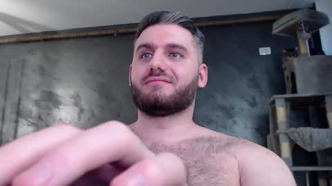 Snapshot of brad_pittfall chatting on 02.13.25 ask me online show from 02.13.25