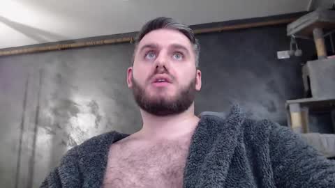 Snapshot of brad_pittfall chatting on 02.18.25 ask me online show from 02.18.25