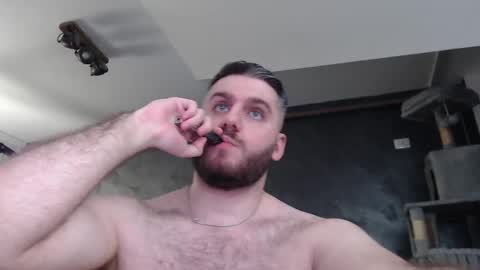 Snapshot of brad_pittfall chatting on 03.03.25 ask me online show from 03.03.25