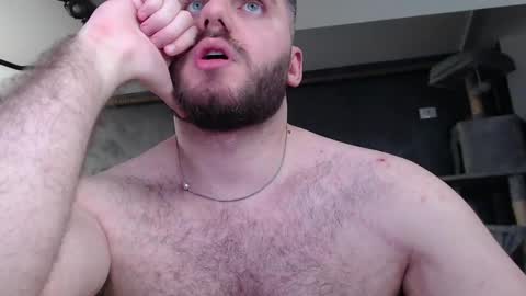 Snapshot of brad_pittfall chatting on 03.04.25 ask me online show from 03.04.25