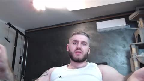 Snapshot of brad_pittfall chatting on 09.18.25 ask me online show from 09.18.25