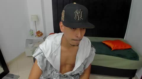 Snapshot of brad_usma chatting on 03.10.25 BRAD USMA online show from 03.10.25