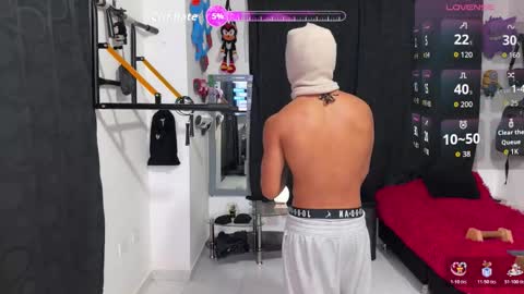 Snapshot of bradley_strong_ chatting on 10.31.25 Bradley Strong online show from 10.31.25