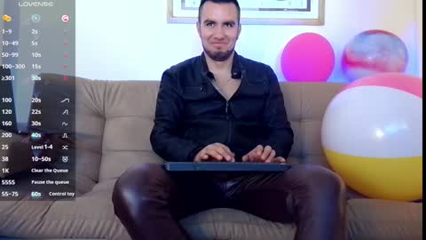 Bradley Colton Independ Model online show from 01.30.25