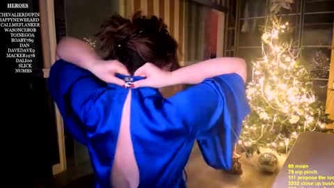 Snapshot of braingirl chatting on 01.12.25 I see you X-twitter its braingirl online show from 01.12.25